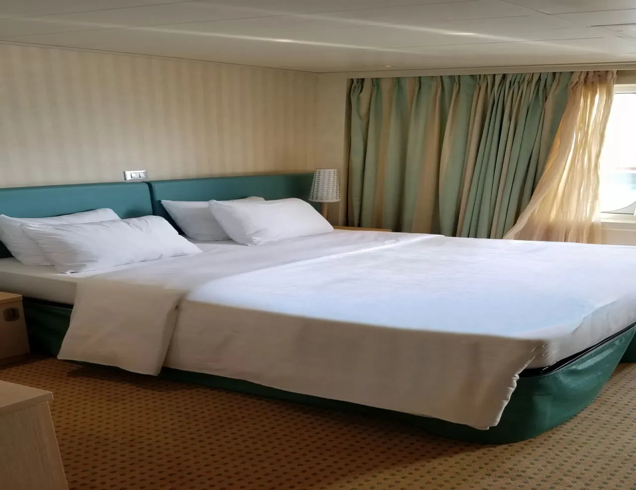 Carnival Breeze Premium Balcony