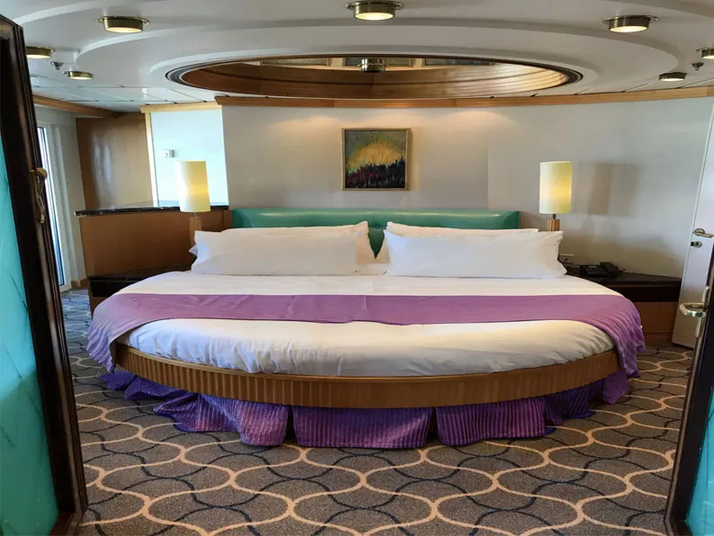 Explorer of the Seas ROYAL SUITE