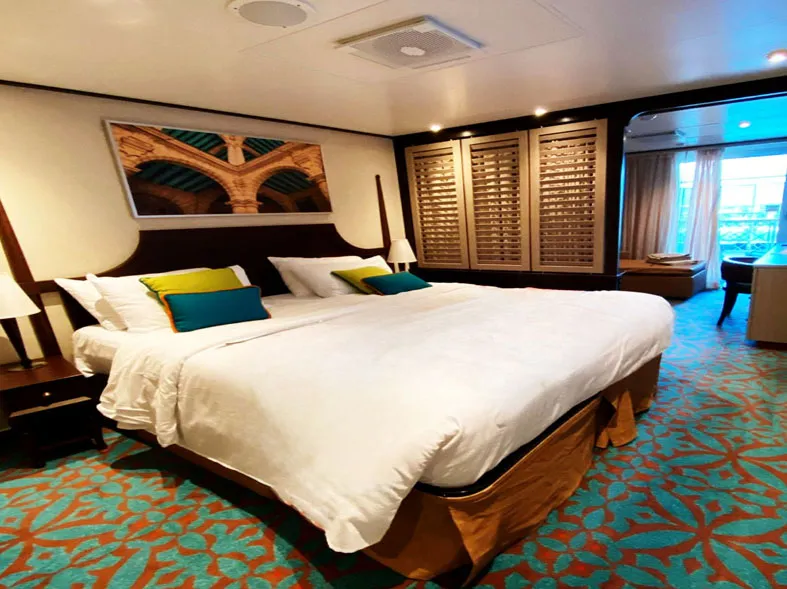 Carnival Horizon Cabin, Pictures & Amenities - Cruise Deck Info