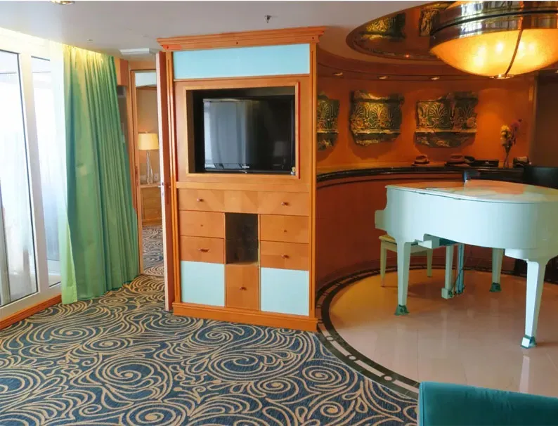 Grandeur of the Seas Royal Suite